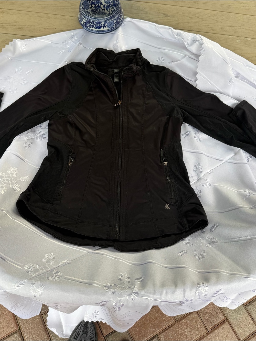 Kyodan Black Fitted Full-Zip Athletic Jacket Size Medium